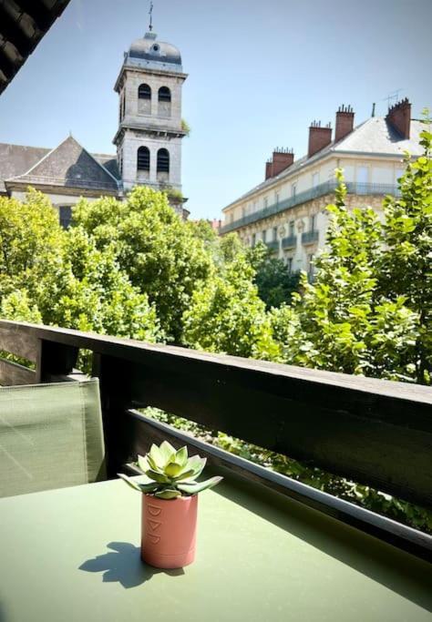 R'Apparts T3 Le Prestige Grenoblois Grenoble Exterior foto